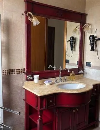 Bed & Breakfast Dimora Elmara 3*